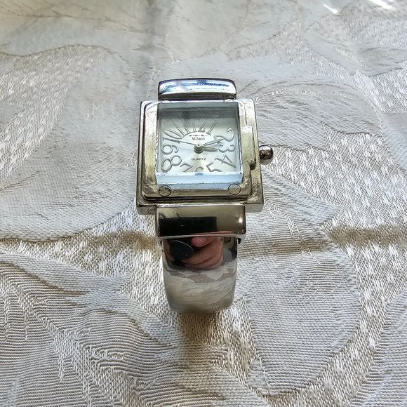 Lady's Milano Quartz Silver Tone Cuff Watch - Picture 10 of 16